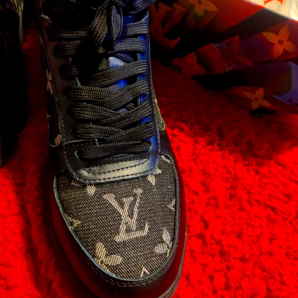 Louis Vuitton high-top shoes,brand new - Picture 2 of 7